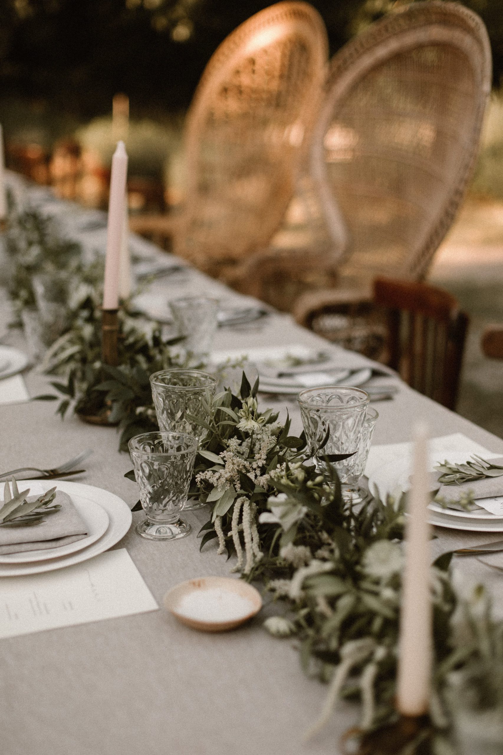 artisevenement-weddingplanner-designer-provence-decoration-mariage-boheme-vegetal-domaineribaute-28