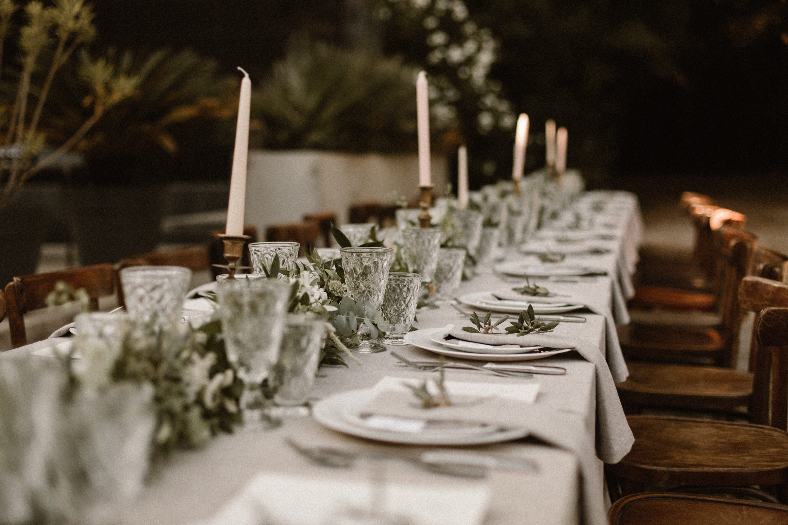 artisevenement-weddingplanner-designer-provence-decoration-mariage-boheme-vegetal-domaineribaute-30