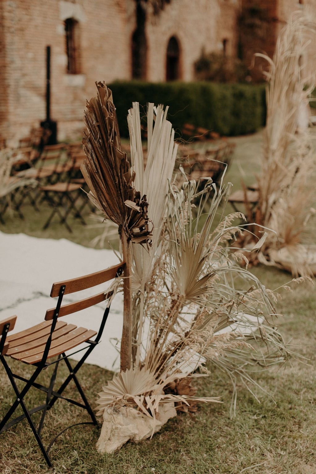 artisevenement-wedding-planner-designer-provence-decoration-mariage-minimaliste-moderne-boheme-chateau-fajac9