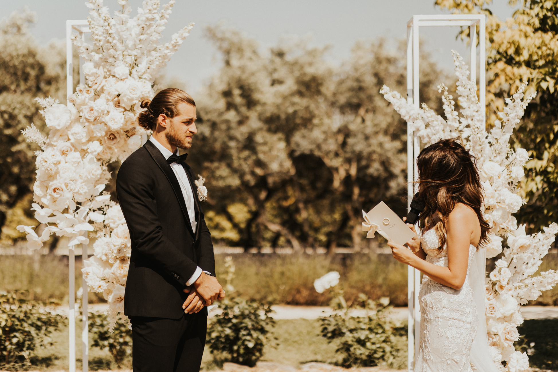 mariage elegant ceremonie laique petit roulet en provence
